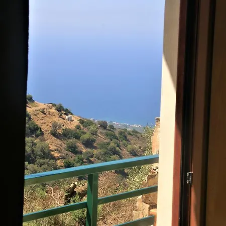 Haven * Keramoti (Crete)
